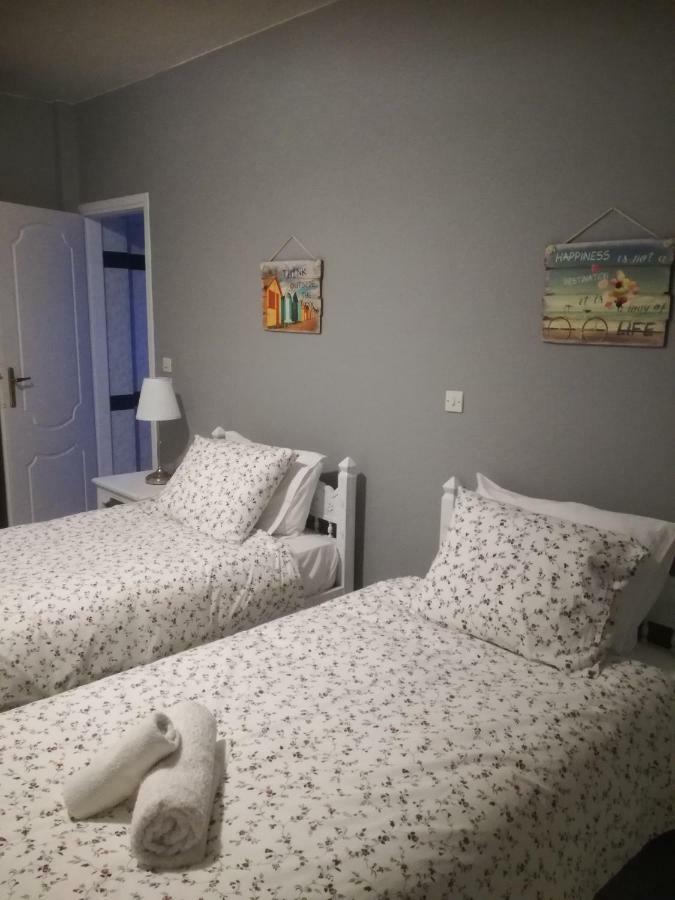 Seven Seas Apartments 阿特米达 外观 照片
