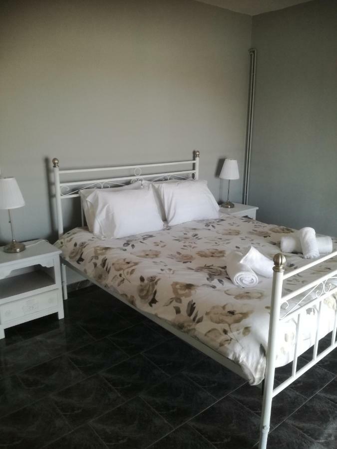 Seven Seas Apartments 阿特米达 外观 照片